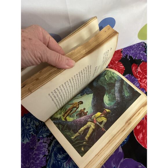 1946 Robinson Crusoe Hardback by Daniel Defoe - Picture 10 of 13